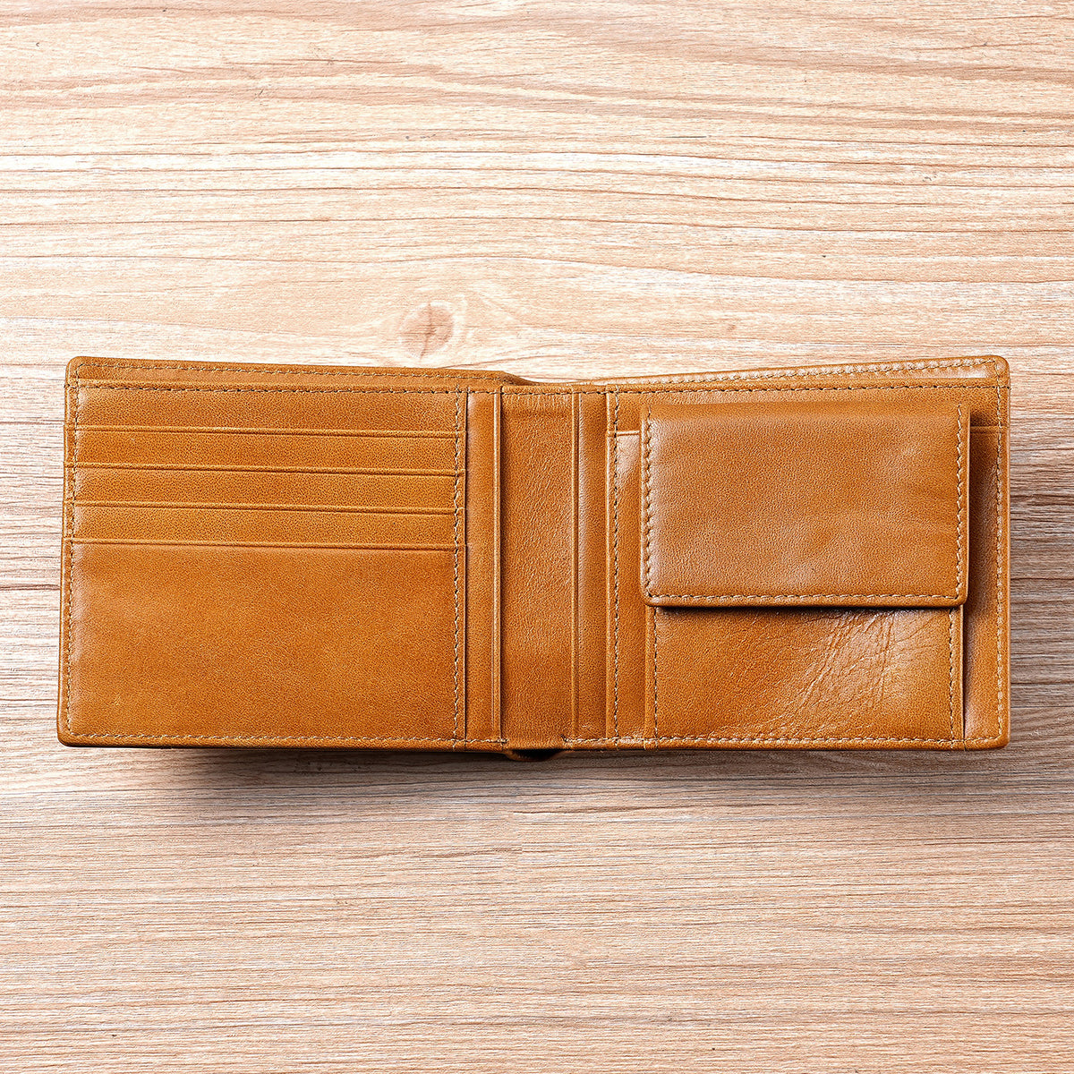 Oil-Waxed Cowhide RFID Mens Wallet